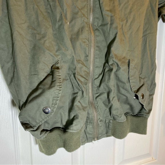 Outer Edge Women L LARGE Jacket Full Zip Pockets Distressed Lightweight Adult - Picture 3 of 11